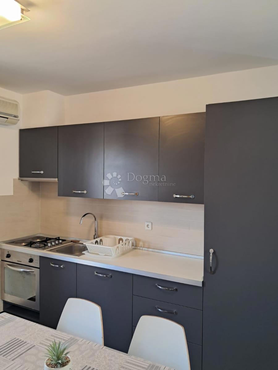 Appartamento Cesarica, Karlobag, 60m2