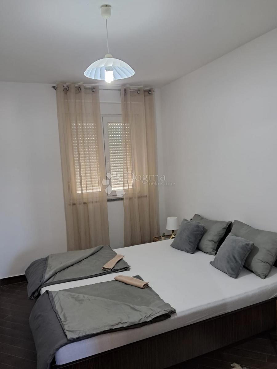 Appartamento Cesarica, Karlobag, 60m2