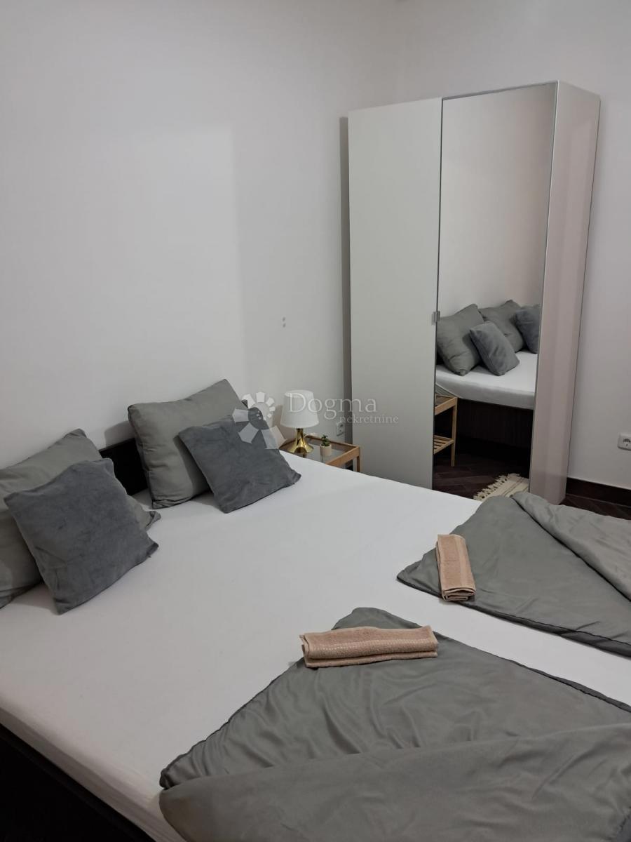 Appartamento Cesarica, Karlobag, 60m2