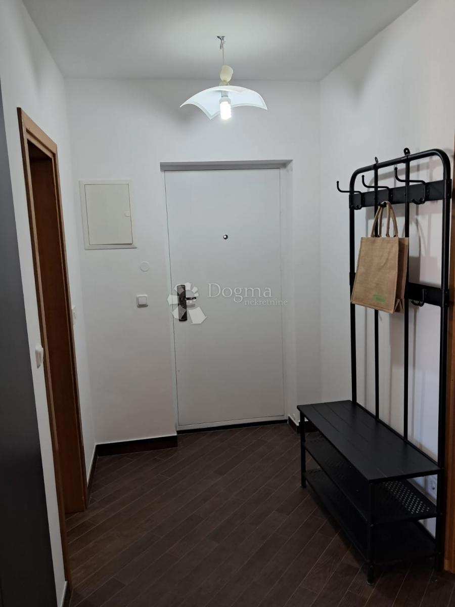 Appartamento Cesarica, Karlobag, 60m2