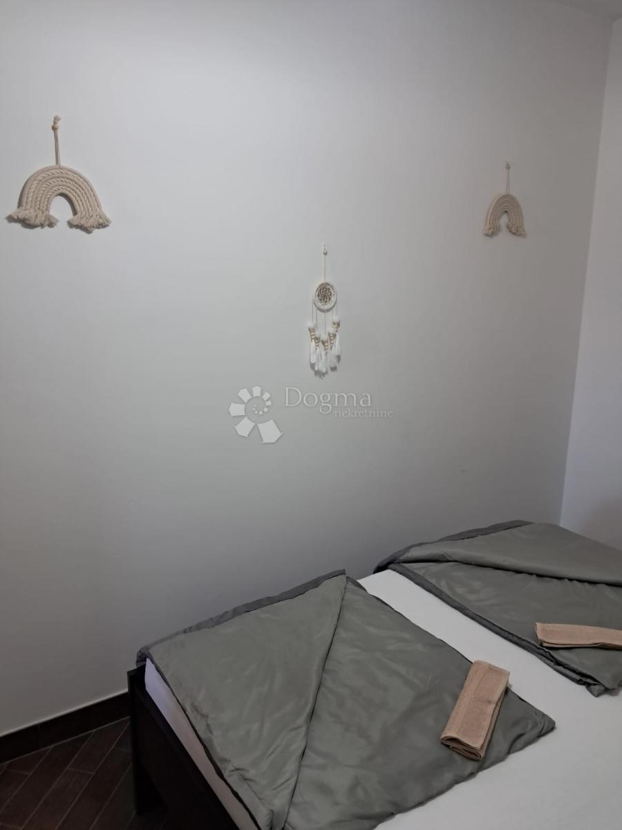 Appartamento Cesarica, Karlobag, 60m2