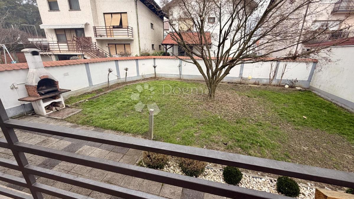 Casa Centar, Bjelovar, 400m2