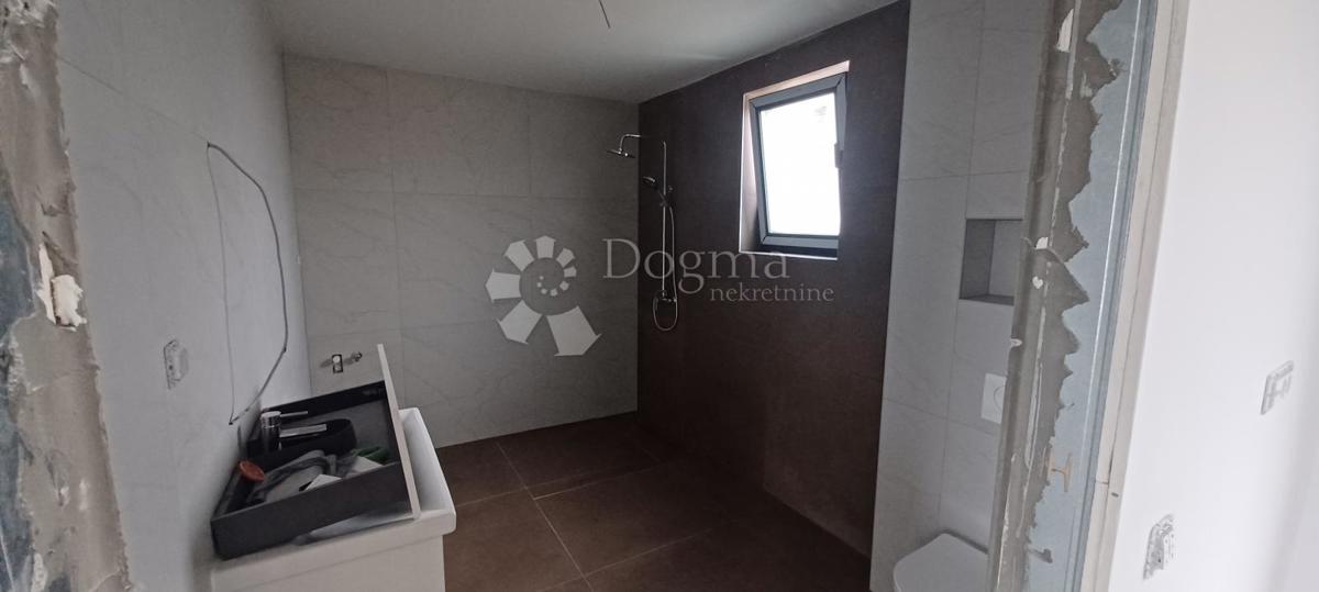 Allogio Retfala, Osijek, 104,52m2