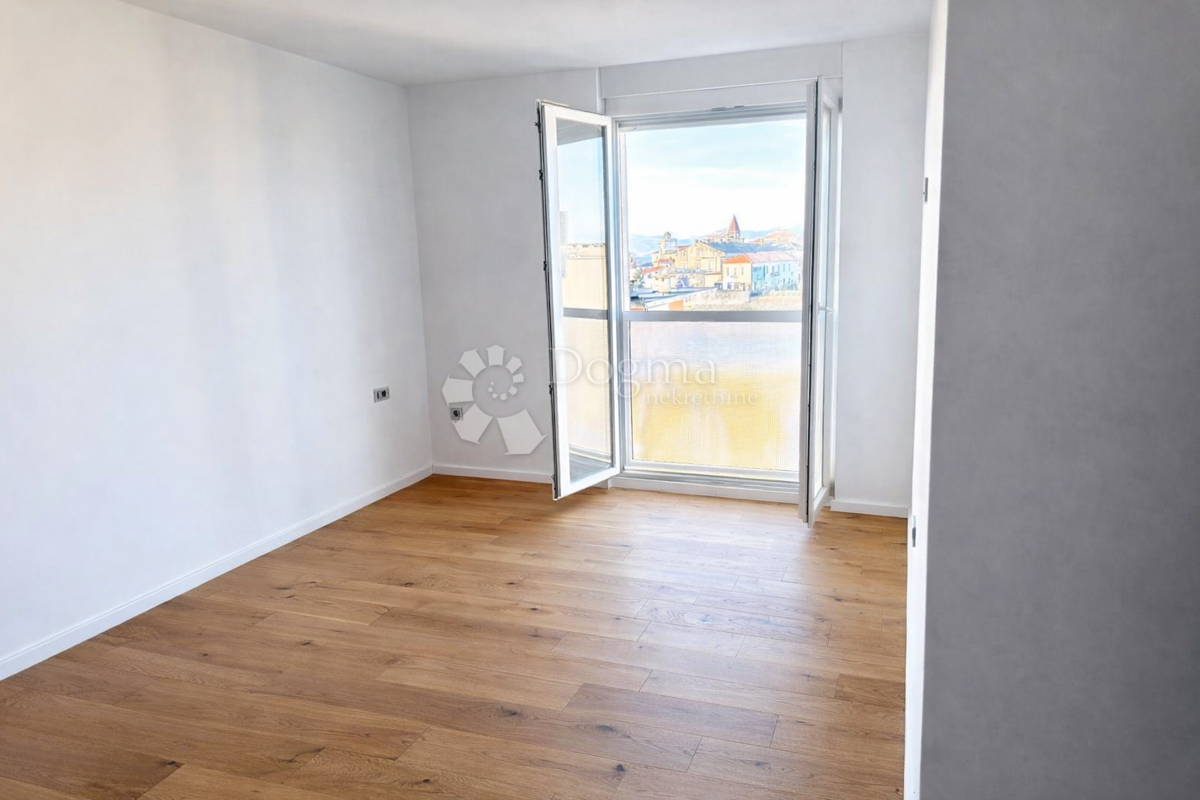 Allogio Branimirova Obala, Zadar, 60m2