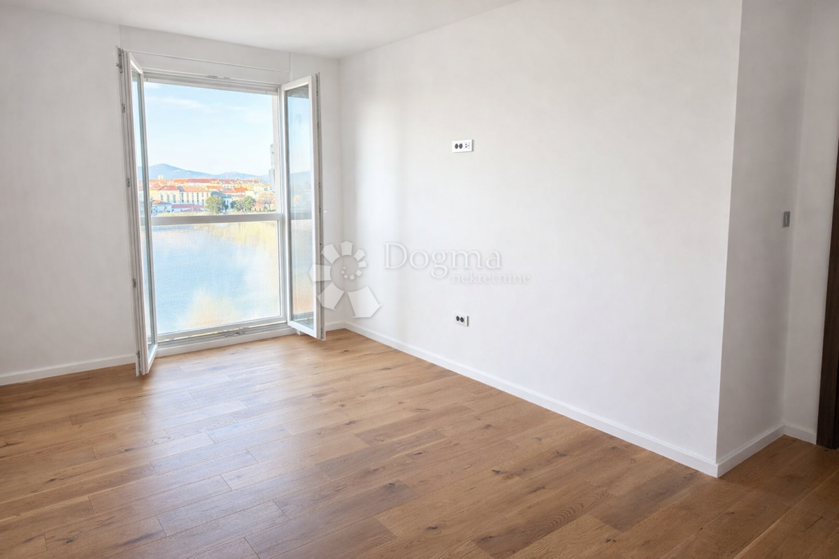 Allogio Branimirova Obala, Zadar, 60m2