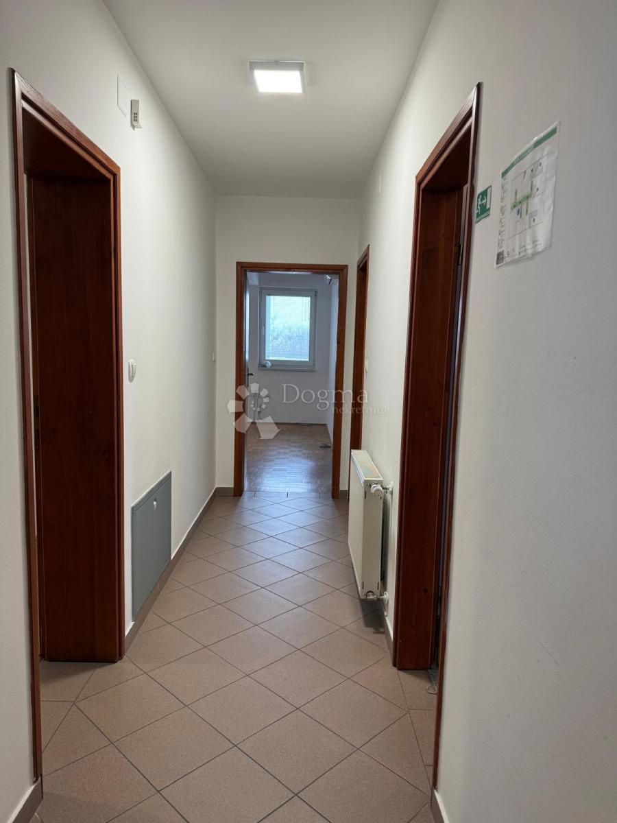 Locale commerciale Texas, Varaždin, 89,23m2