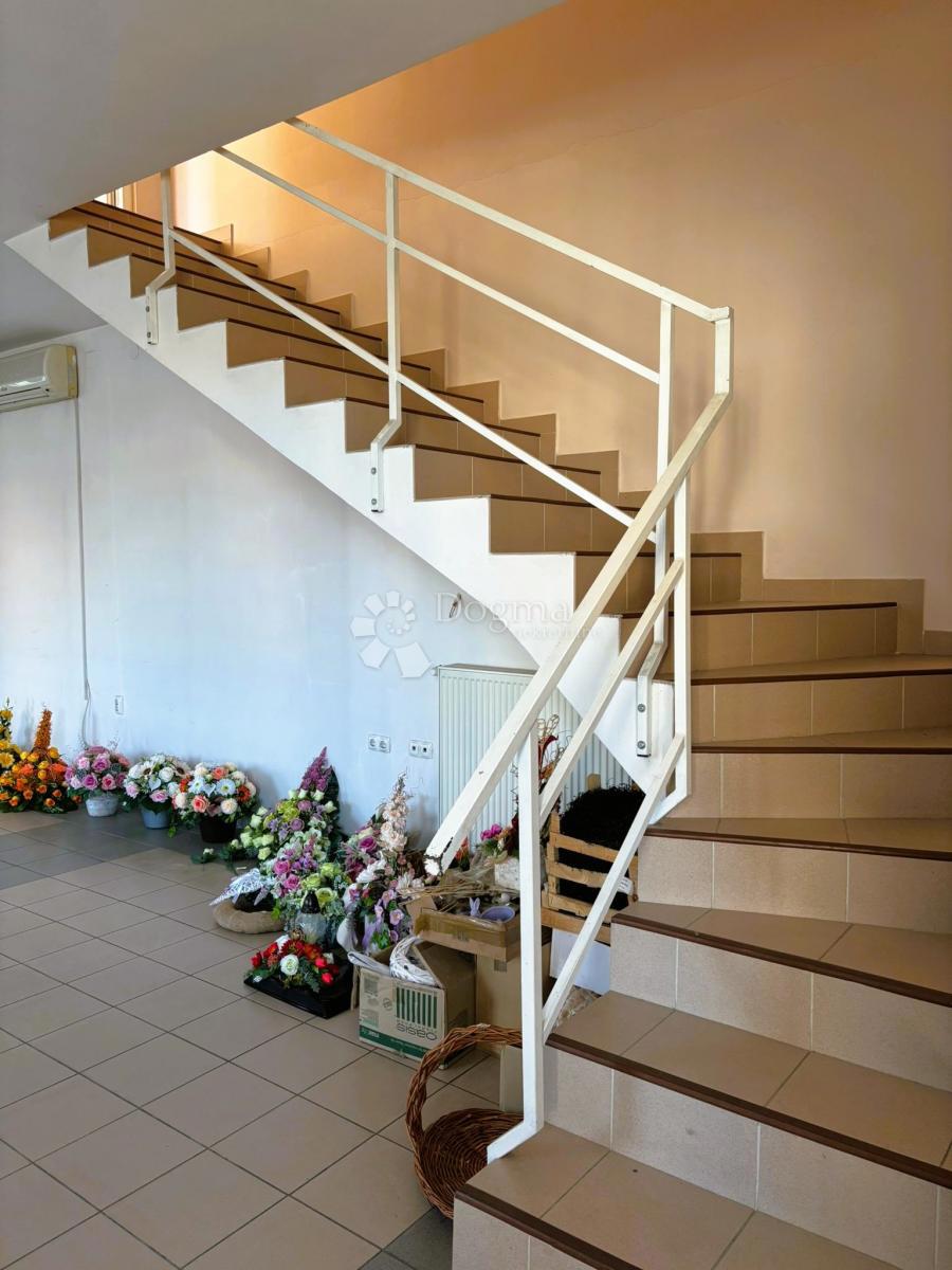 Locale commerciale Bartolovec, Trnovec Bartolovečki, 264,63m2