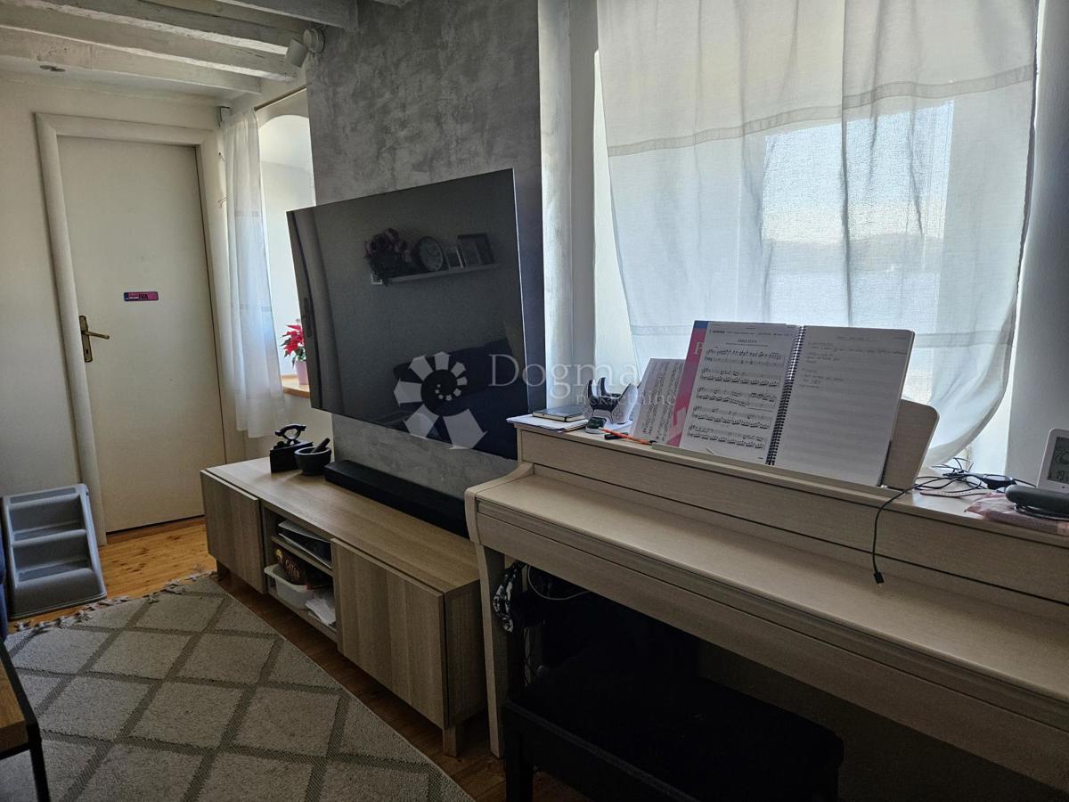 Allogio Dolac, Šibenik, 88m2