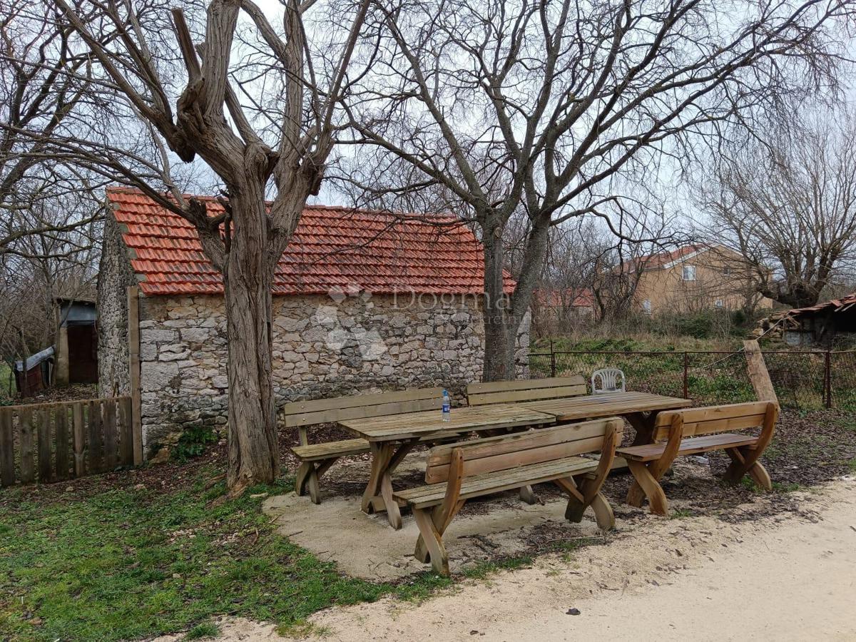 Terreno edificabile Zemunik Donji, 2.432m2