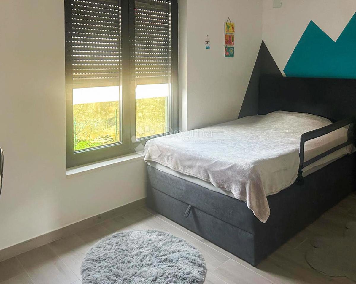 Casa Orehovica, Rijeka, 180m2