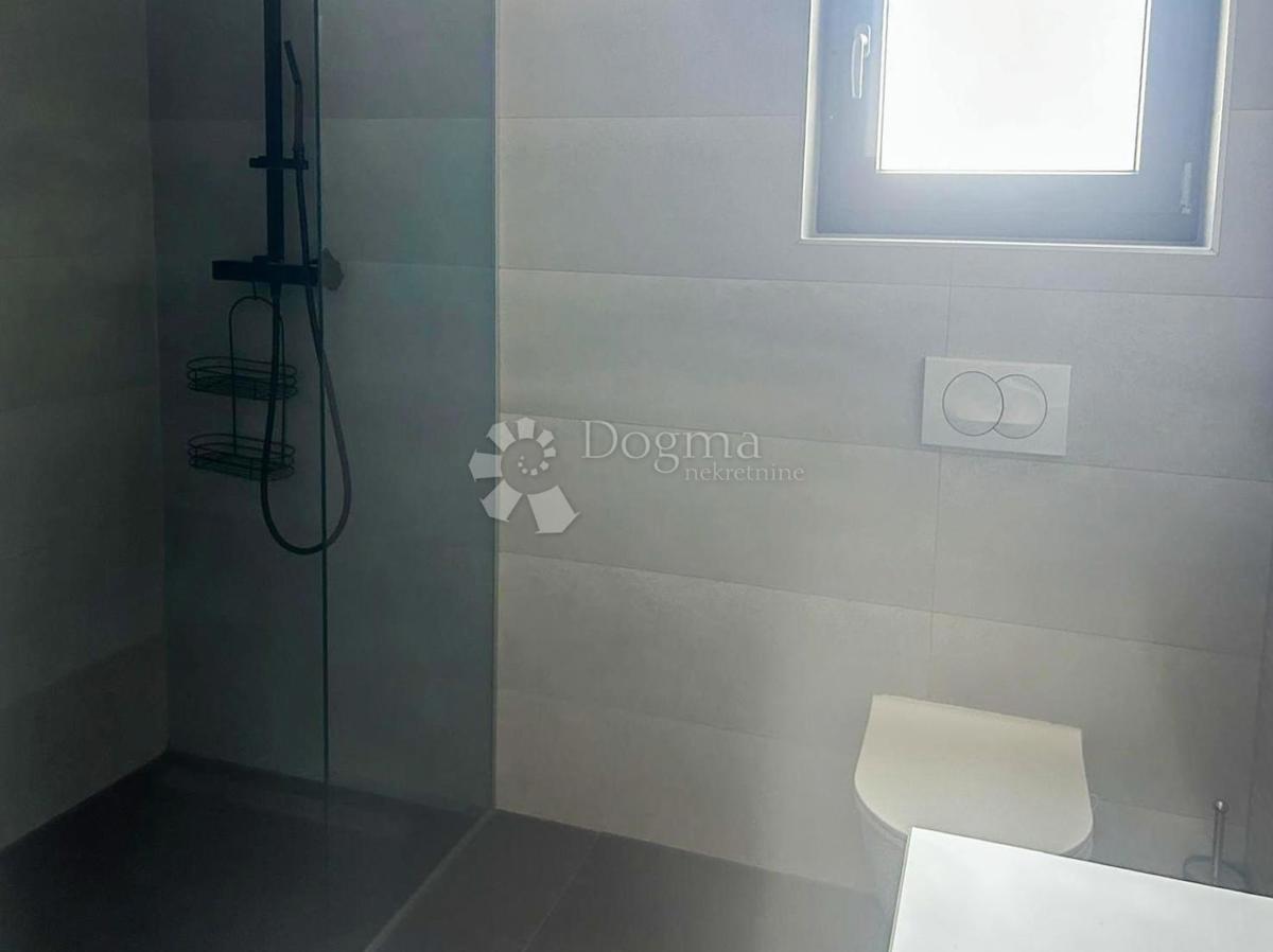 Casa Orehovica, Rijeka, 180m2