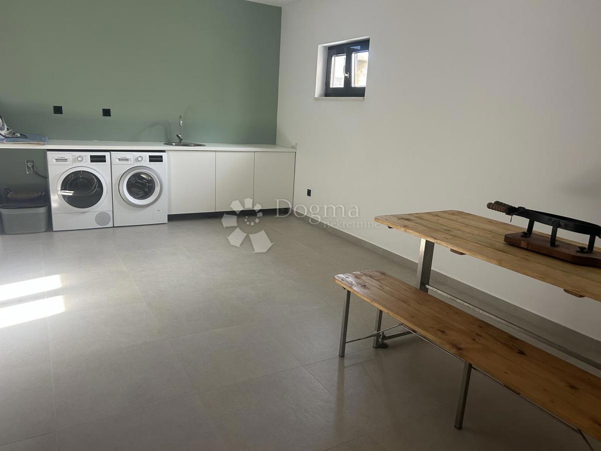 Casa Orehovica, Rijeka, 180m2