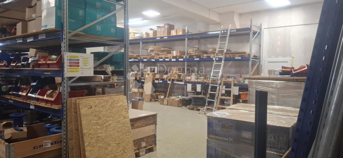 Locale commerciale Stinice, Split, 428,90m2
