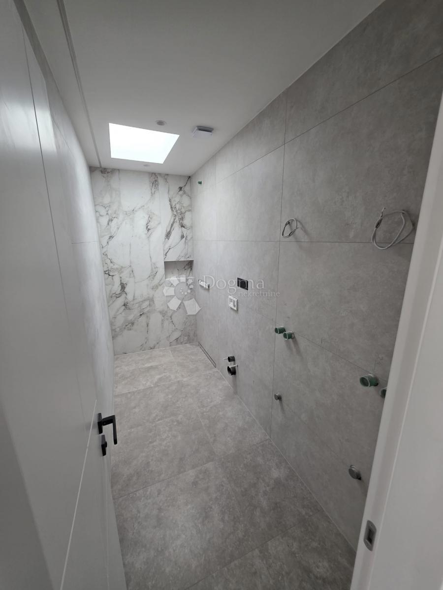 Allogio Kaštel Kambelovac, Kaštela, 180,91m2