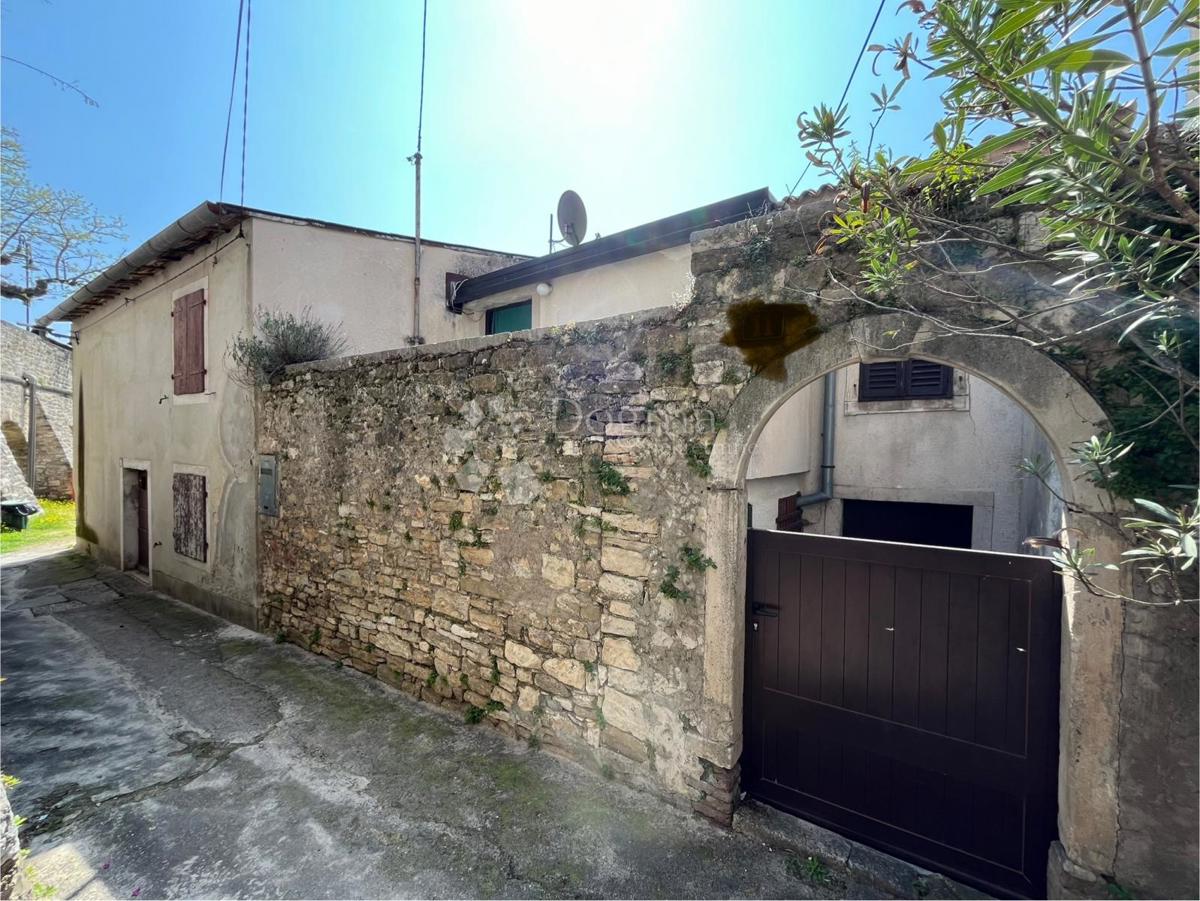 Casa Buje, Buje, Buje, Istarska županija, 200m2