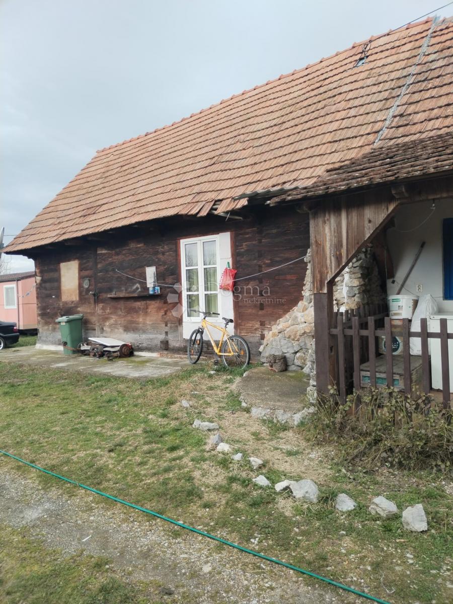 Casa Donje Mekušje, Karlovac - Okolica, 1.233m2