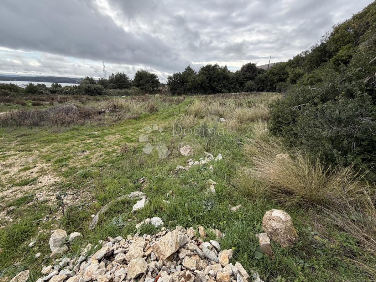 Terreno edificabile Trogir, 3.800m2