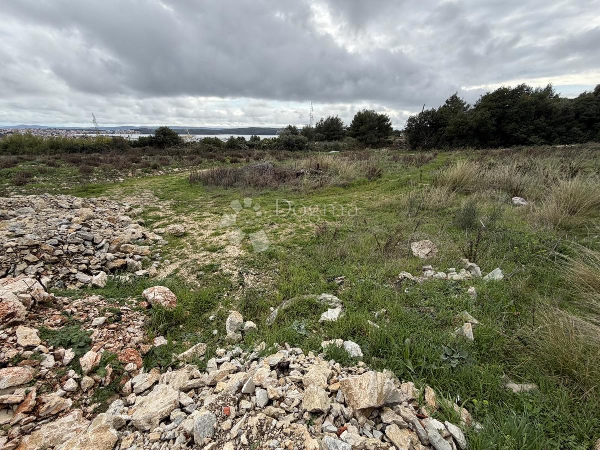 Terreno edificabile Trogir, 3.800m2