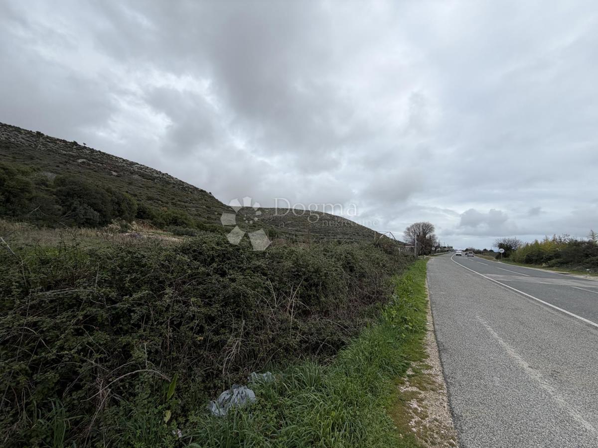 Terreno edificabile Trogir, 3.800m2