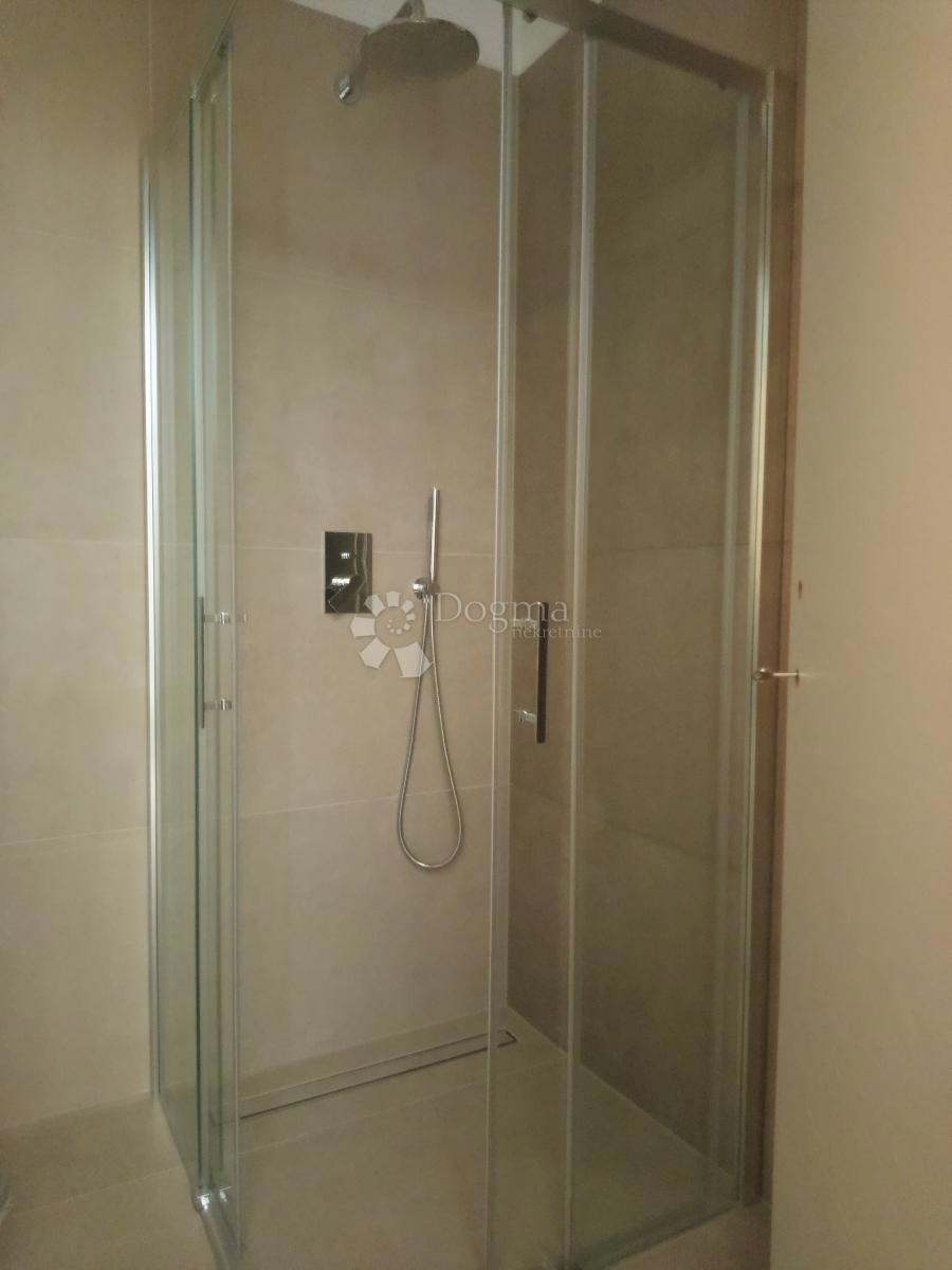 Allogio Valdebek, Pula, 57m2