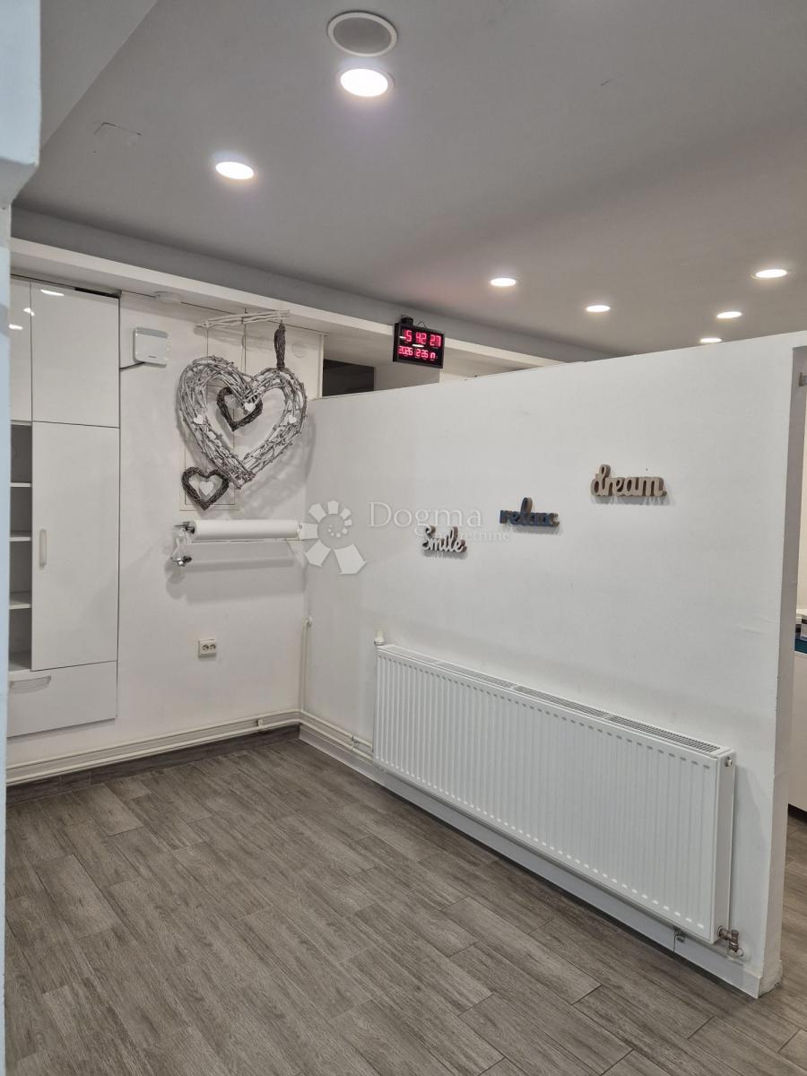 Locale commerciale Gornji grad / Centar, Osijek, 67m2