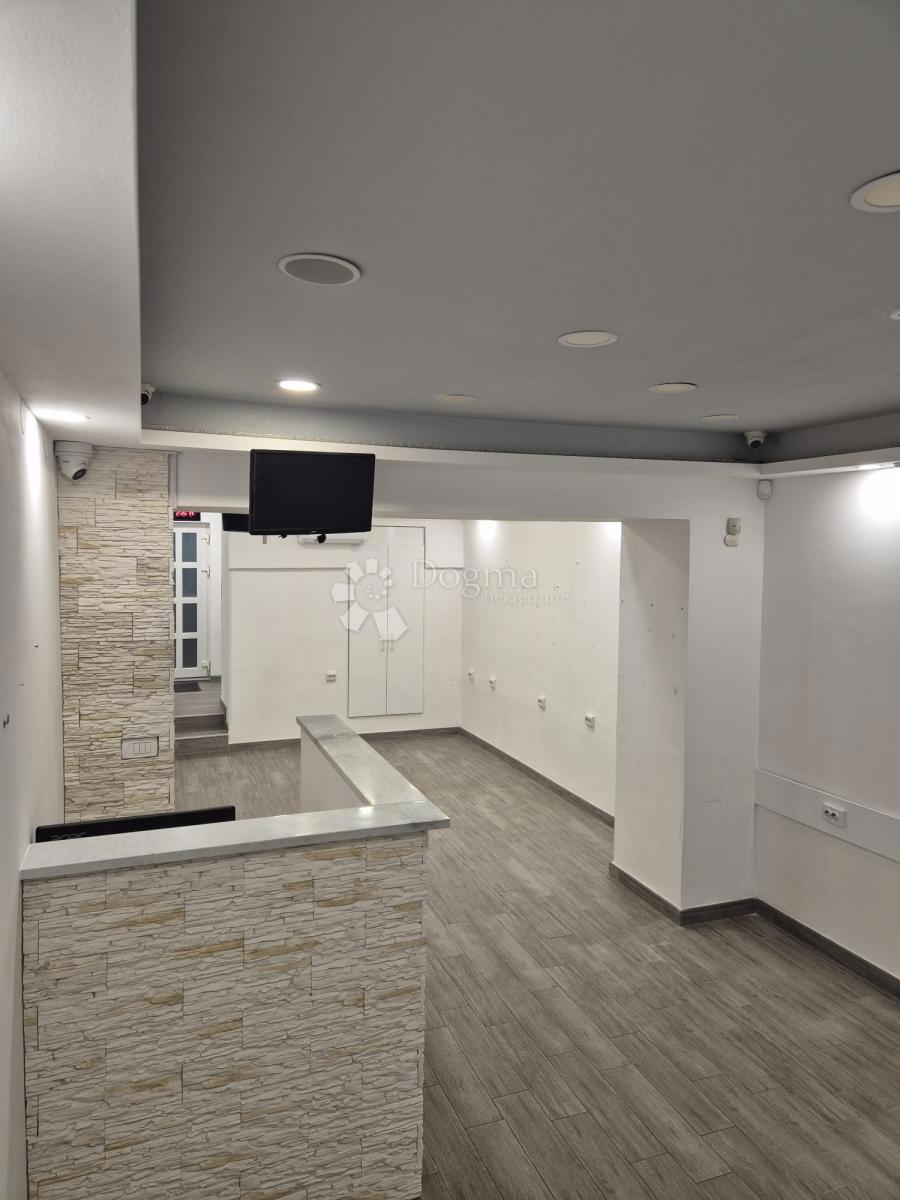 Locale commerciale Gornji grad / Centar, Osijek, 67m2