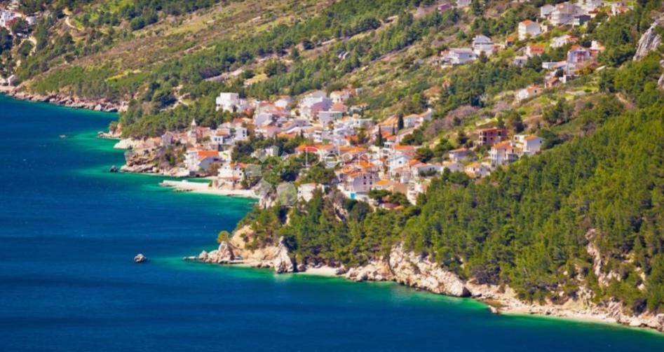 Terreno edificabile Pisak, Omiš, 700m2