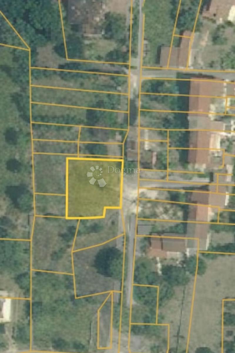 Terreno edificabile Buje, 493m2