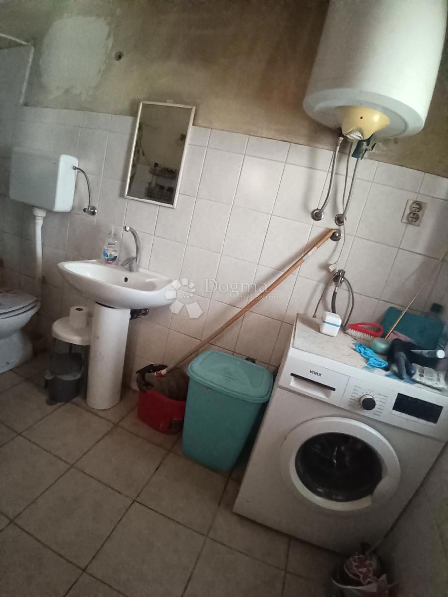 Casa Brođanci, Bizovac, 75m2