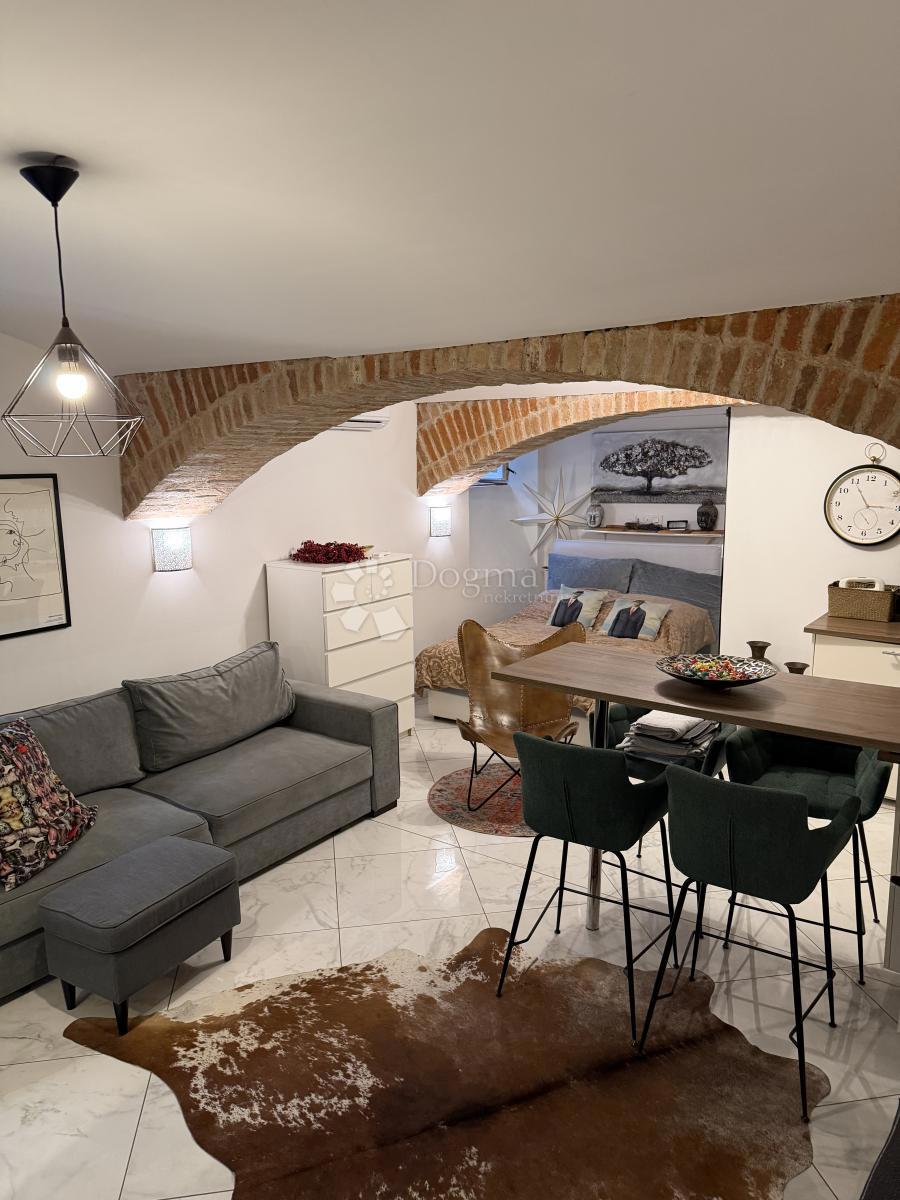 Allogio Donji grad, Donji Grad, 30m2