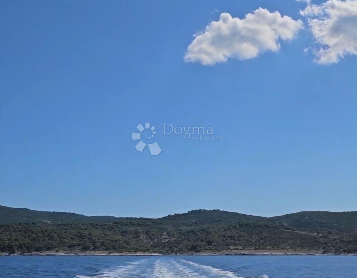 Terreno agricolo Pučišća, 6.159m2