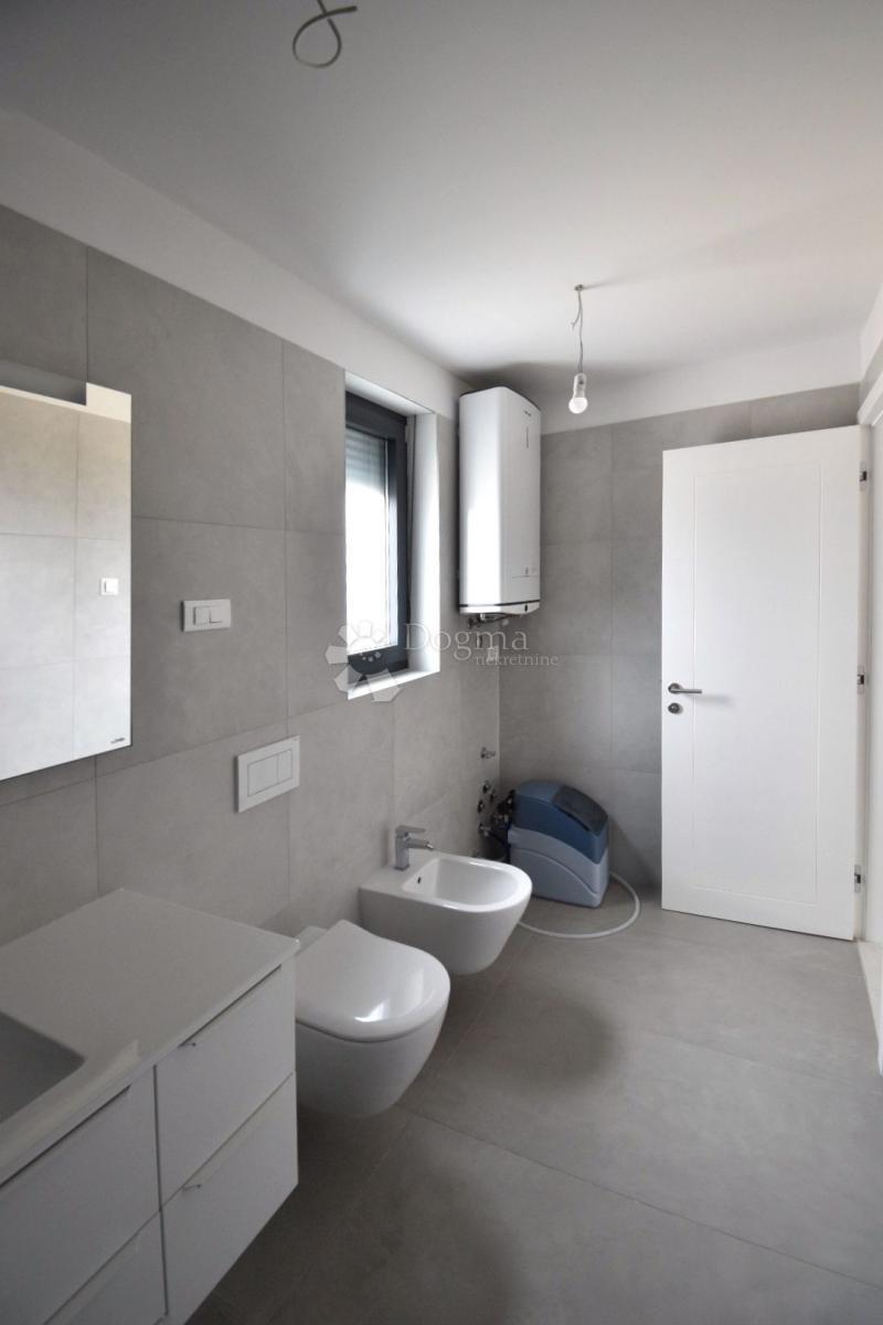 Allogio Ližnjan, 80m2