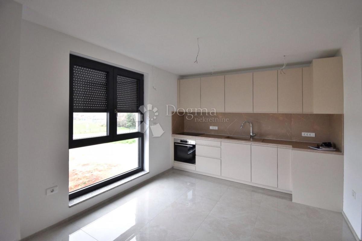 Allogio Ližnjan, 80m2