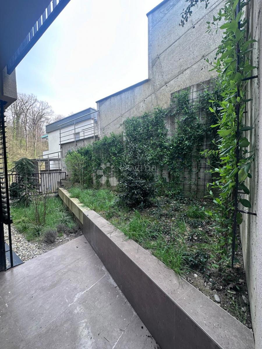 Allogio Jelenovac, Črnomerec, 11m2