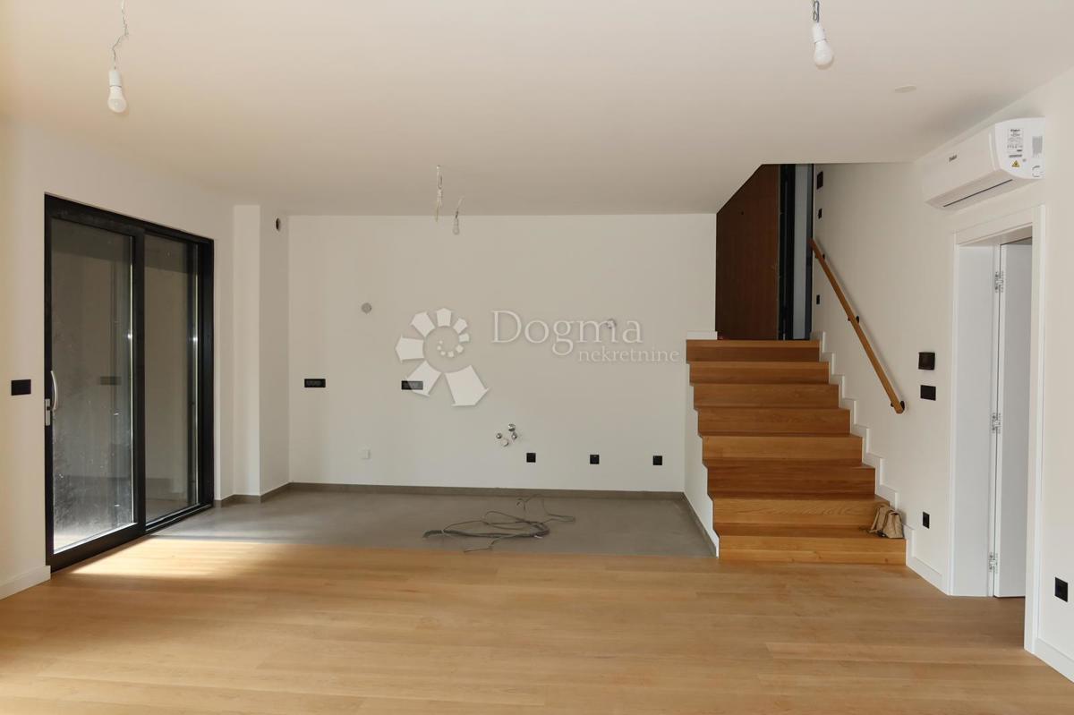 Allogio Jelenovac, Črnomerec, 11m2