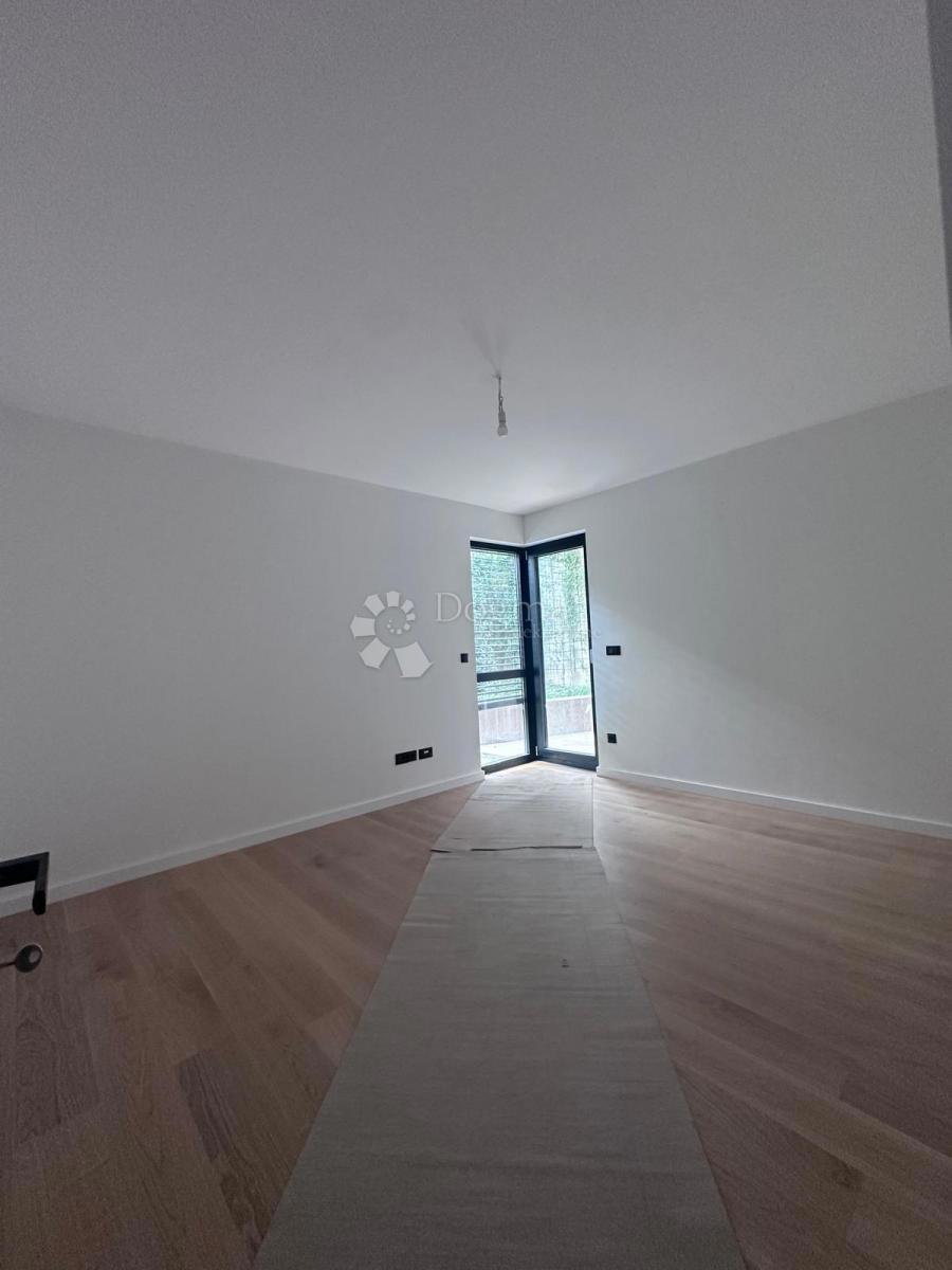 Allogio Jelenovac, Črnomerec, 11m2