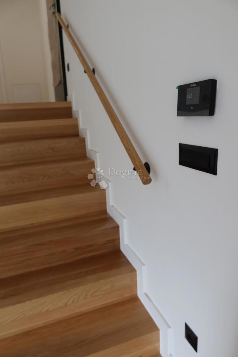 Allogio Jelenovac, Črnomerec, 11m2