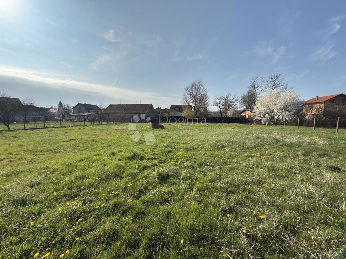 Terreno edificabile Šašinovec, Sesvete, 2.540m2