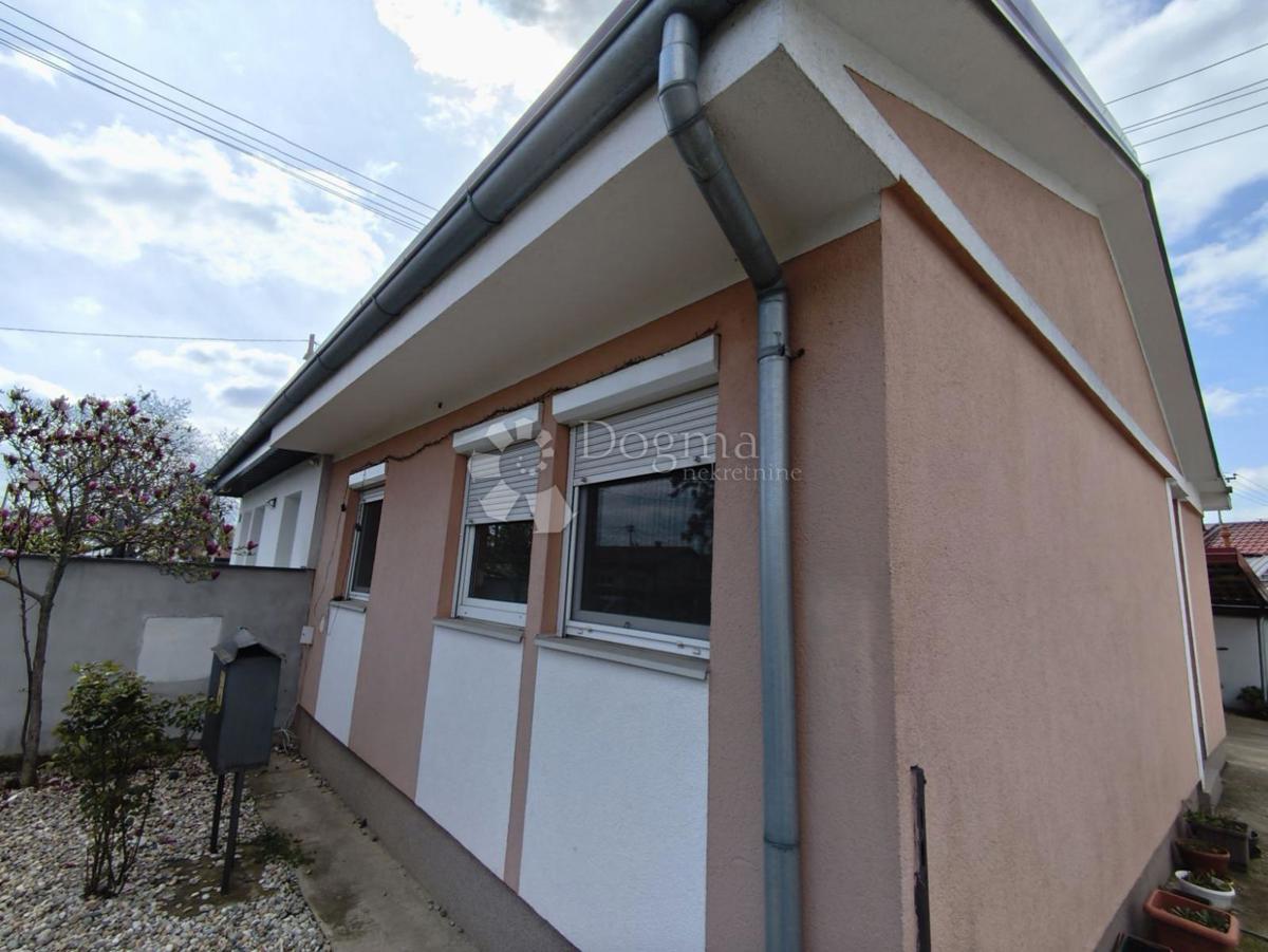 Casa Jug II, Osijek, 65m2