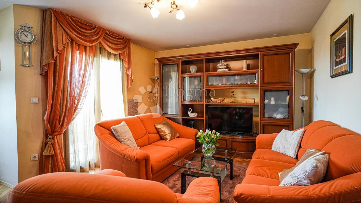 Allogio Rovinj, 75m2