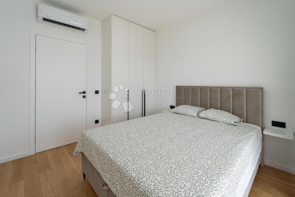 Casa Turanj, Sveti Filip I Jakov, 166,60m2