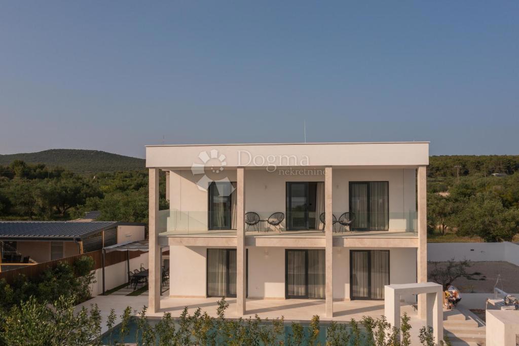 Casa Turanj, Sveti Filip I Jakov, 166,60m2