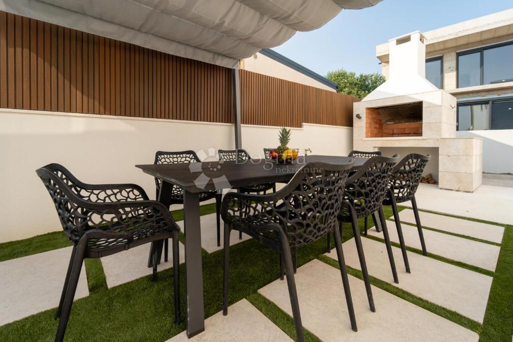 Casa Turanj, Sveti Filip I Jakov, 166,60m2