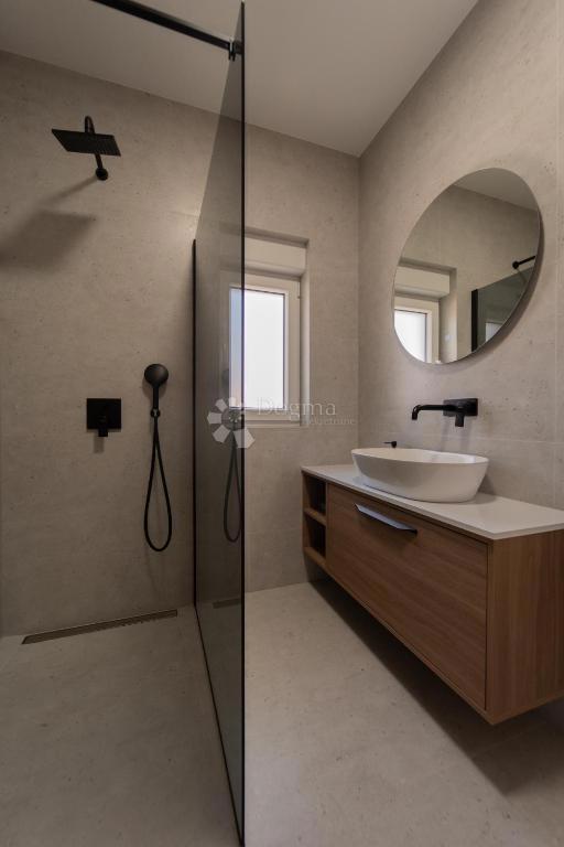 Casa Turanj, Sveti Filip I Jakov, 166,60m2