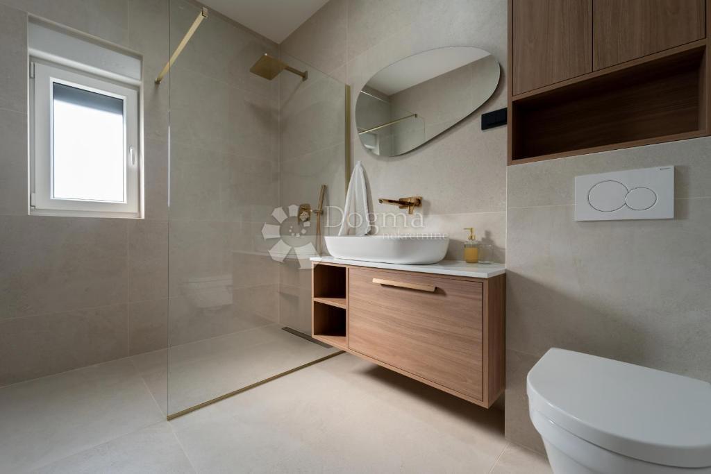 Casa Turanj, Sveti Filip I Jakov, 166,60m2