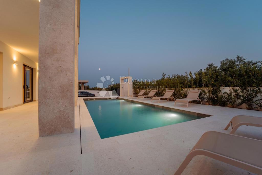 Casa Turanj, Sveti Filip I Jakov, 166,60m2