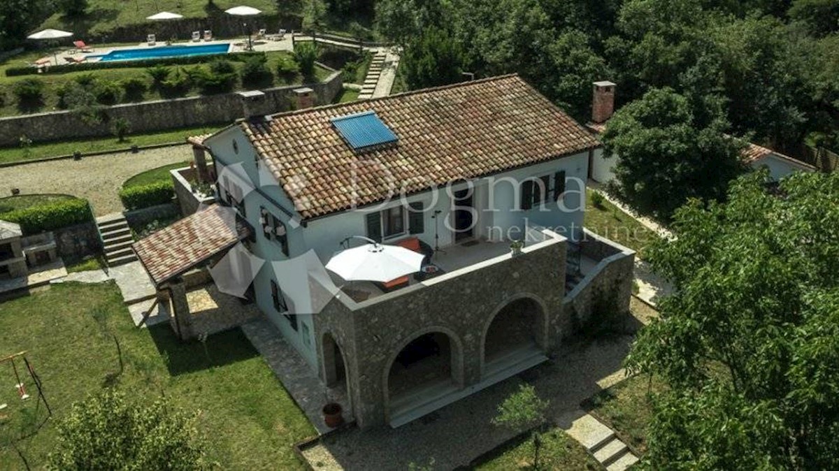 Casa Boljunsko Polje, Lupoglav, 170m2