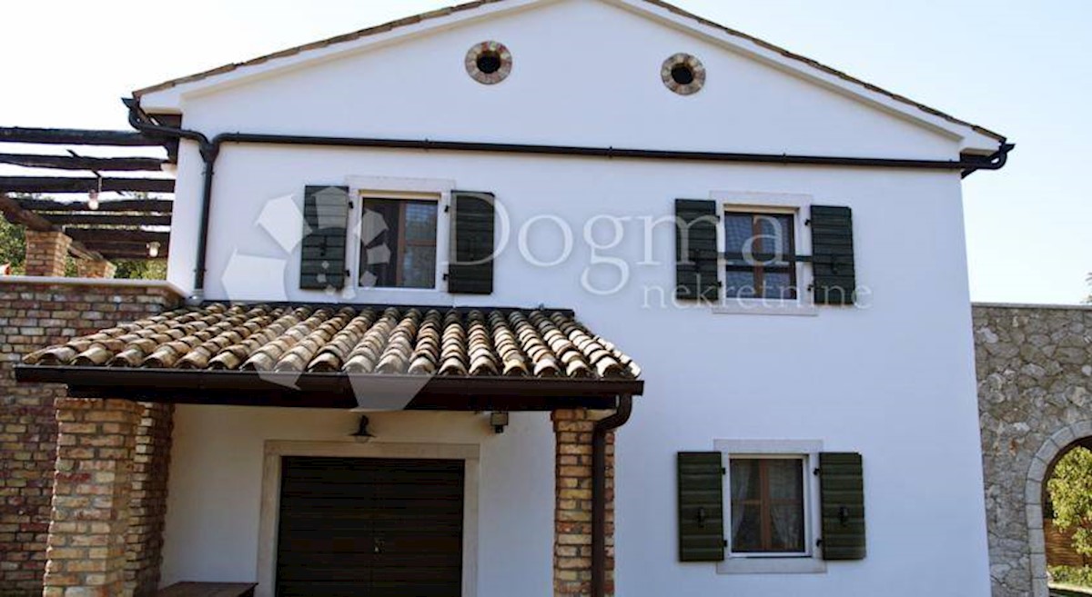 Casa Boljunsko Polje, Lupoglav, 170m2