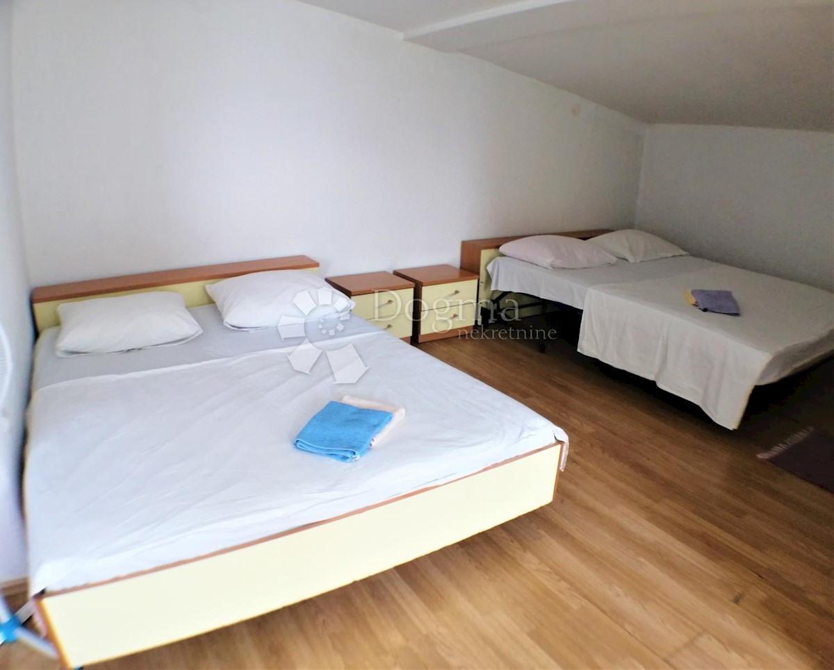 Casa Malinska, Malinska-Dubašnica, 860m2