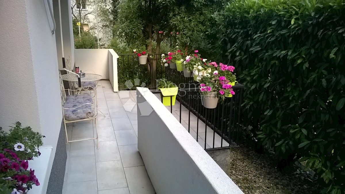 Allogio Kantrida, Rijeka, 72m2